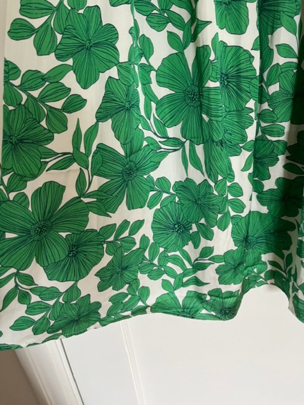 J. Crew Smocked-waist Dress in Greenhouse Floral Print | Size XS - Picture 11 of 12